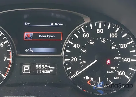 2015 Nissan Altima 2.5 Sv z USA, uszkodzony, nr VIN 1N4AL3AP0FC240218